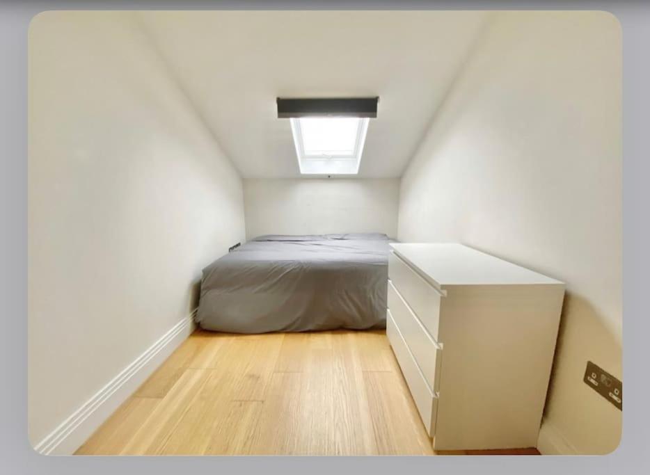Luxury 4-Bed Apartment With Balcony & Garden, Near Emirates Stadium, 15 Mins To Central London Kültér fotó